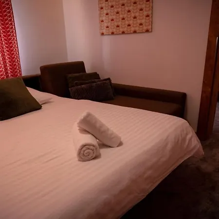 Δωμάτια σε οικογενειακή κατοικία Somani