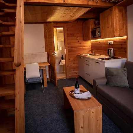 Δωμάτια σε οικογενειακή κατοικία Somani *