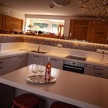 Somani * Nová Lesná