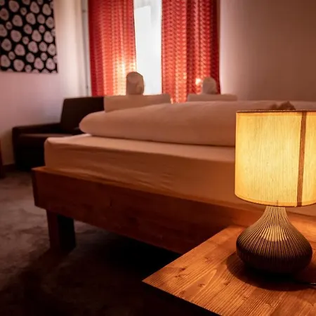 Somani * Nová Lesná