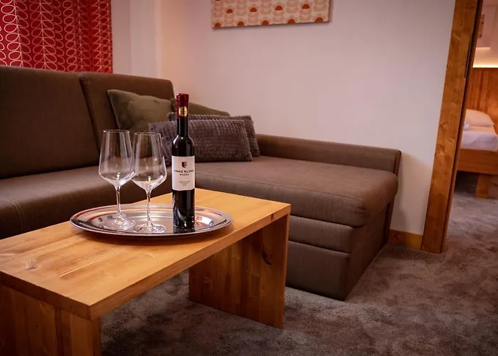 Somani Pansiyon Nová Lesná