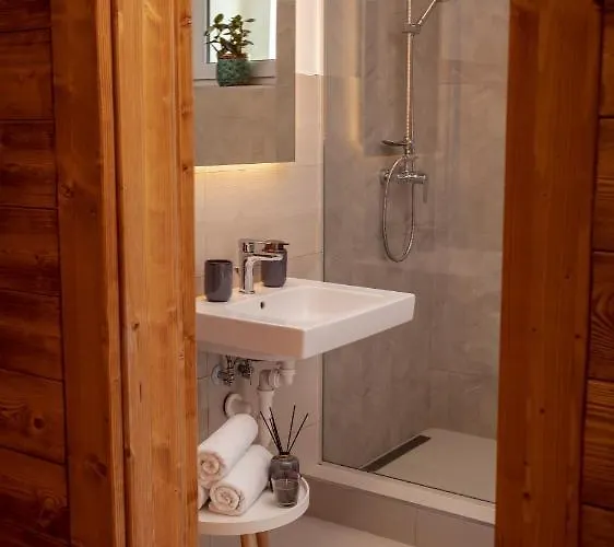 Somani Проживание в семье Нова-Лесна